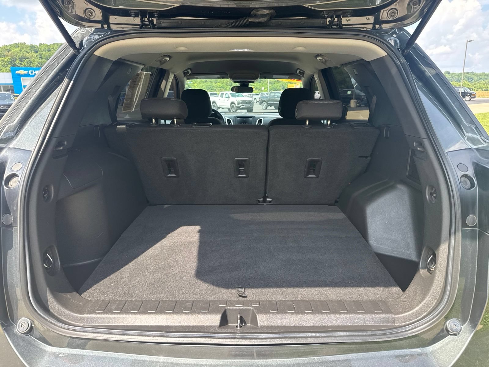 Used 2020 Chevrolet Equinox LT AWD/4WD image 12