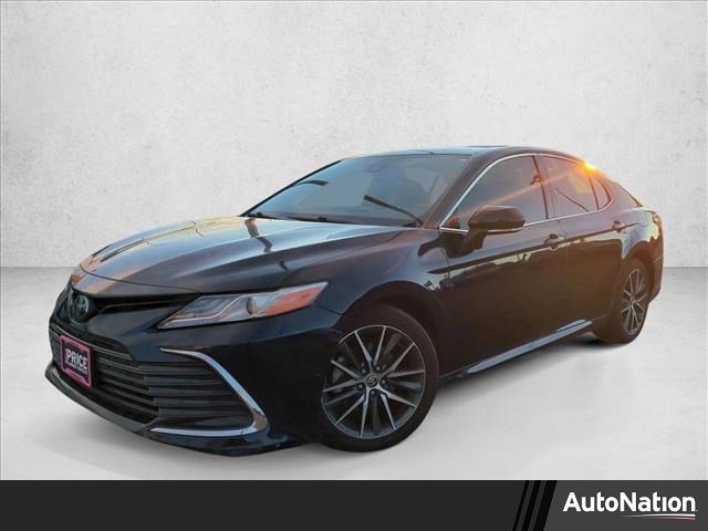 Used 2022 Toyota Camry XLE