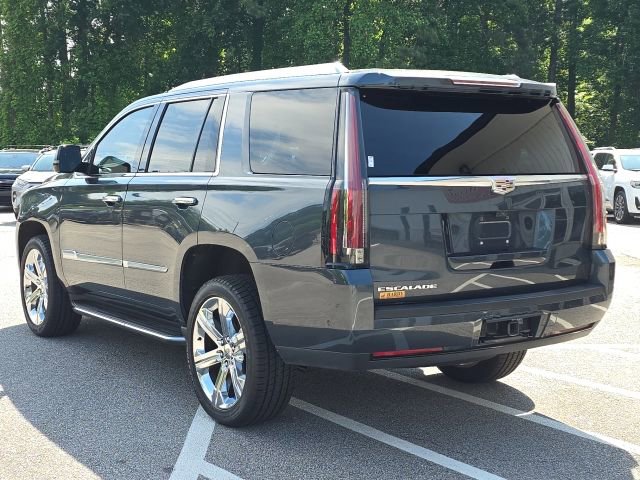 Used 2020 Cadillac Escalade Luxury RWD image 3