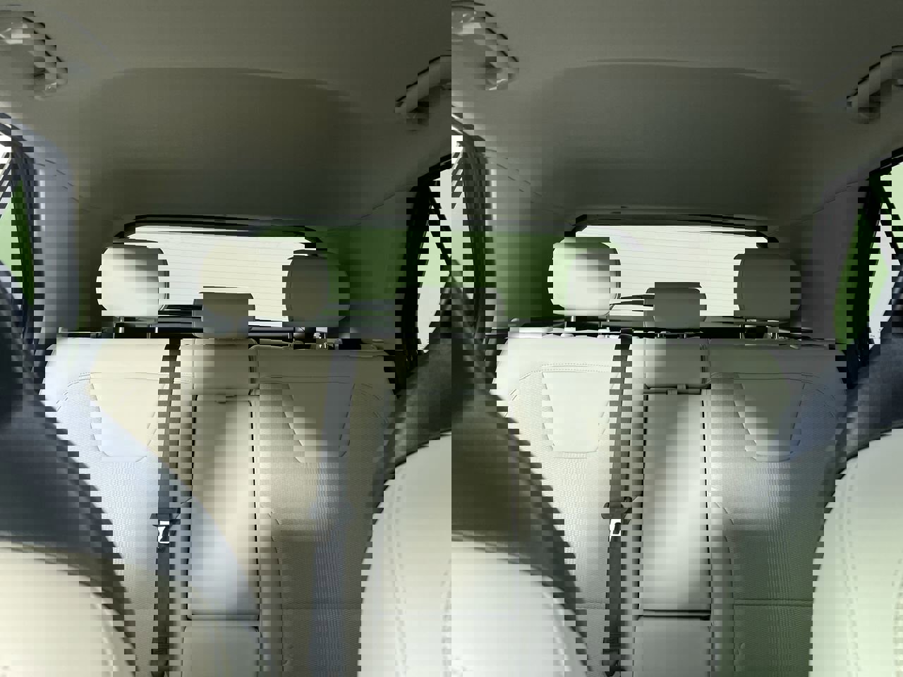 Certified 2025 Kia Niro EX Touring image 32