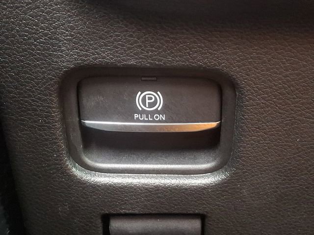 Used 2022 Jeep Grand Cherokee Trailhawk AWD/4WD image 24