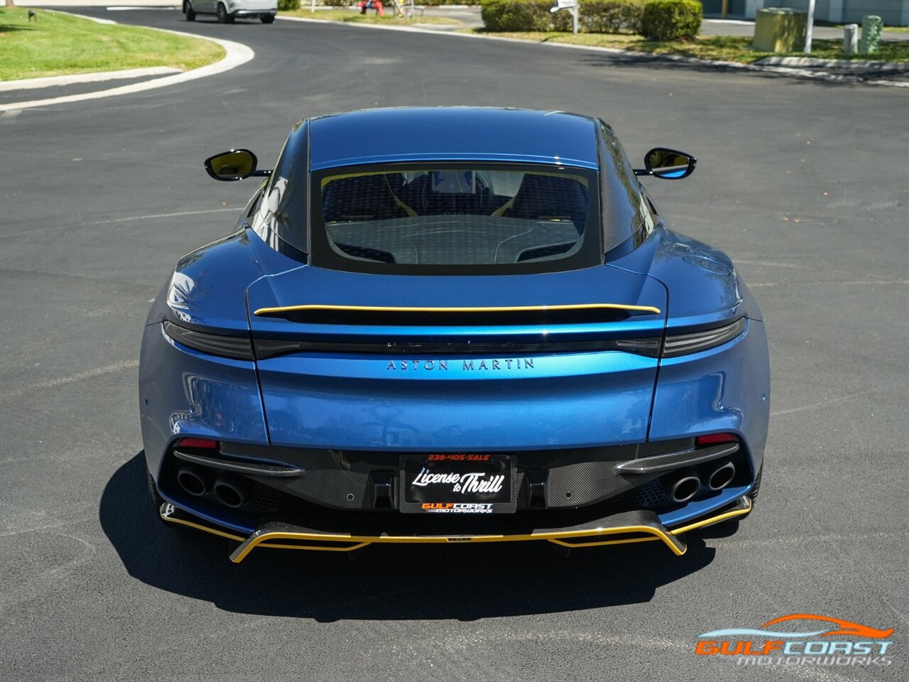 Used 2023 Aston Martin DBS Coupe RWD image 59