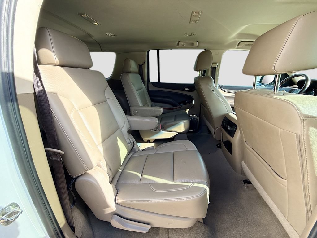 Used 2020 Chevrolet Suburban Premier RWD image 29