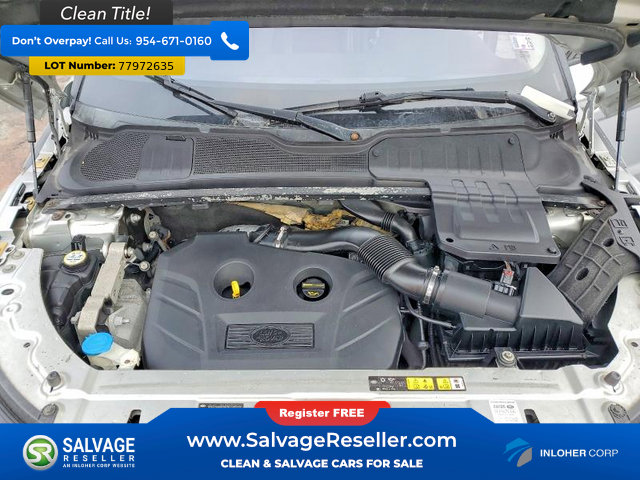 Used 2015 Land Rover Range Rover Evoque Pure Premium AWD/4WD image 16