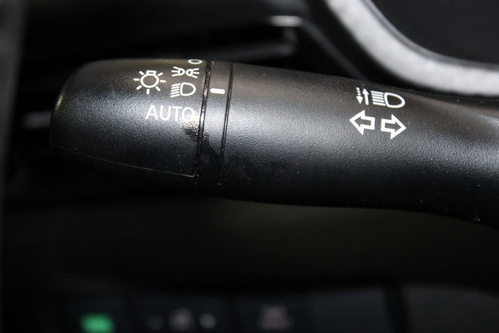 Used 2020 Nissan Sentra SV w/ Trunk Package FWD image 26