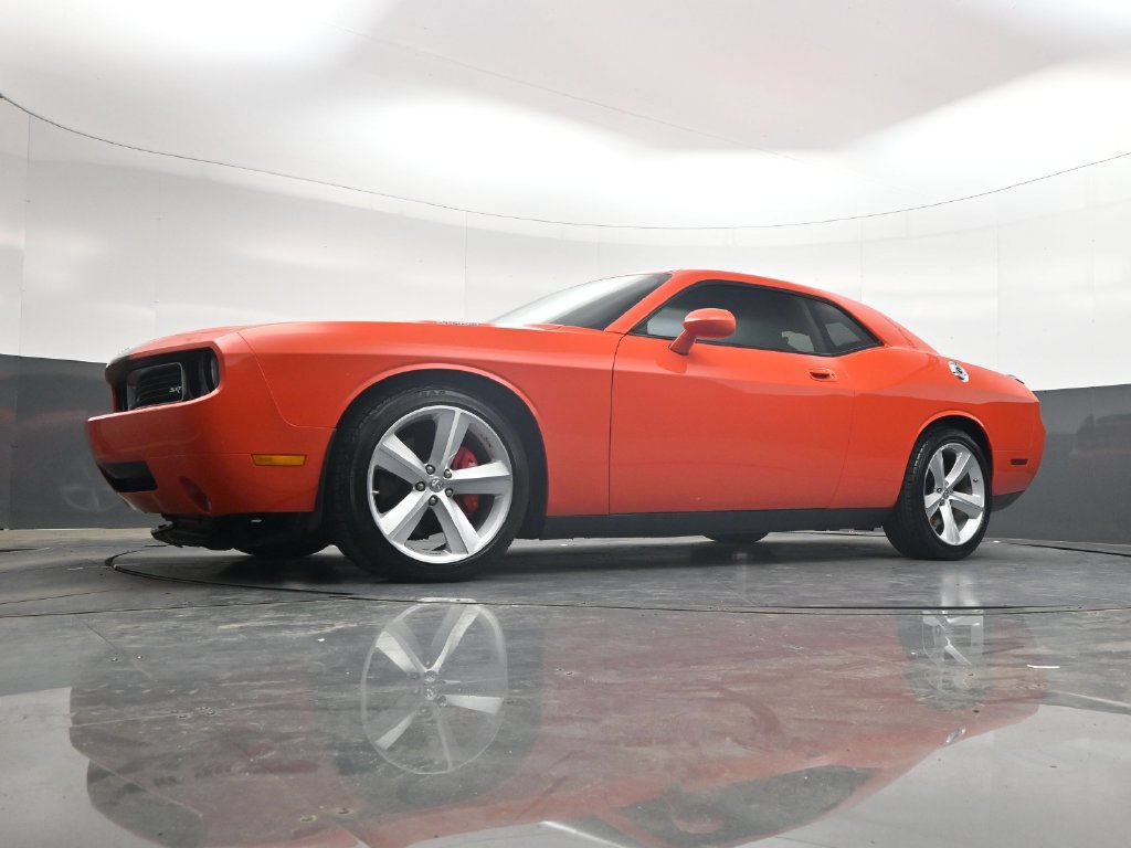 Used 2009 Dodge Challenger SRT8 RWD image 30