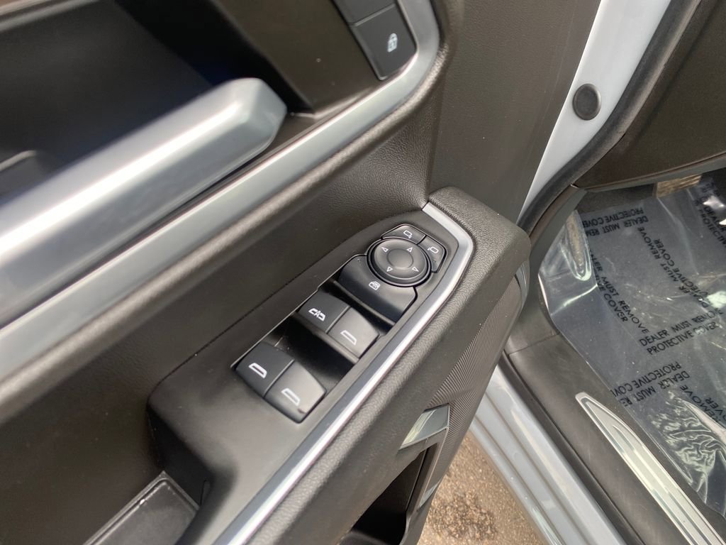 Used 2024 Chevrolet Silverado 1500 LT AWD/4WD image 11