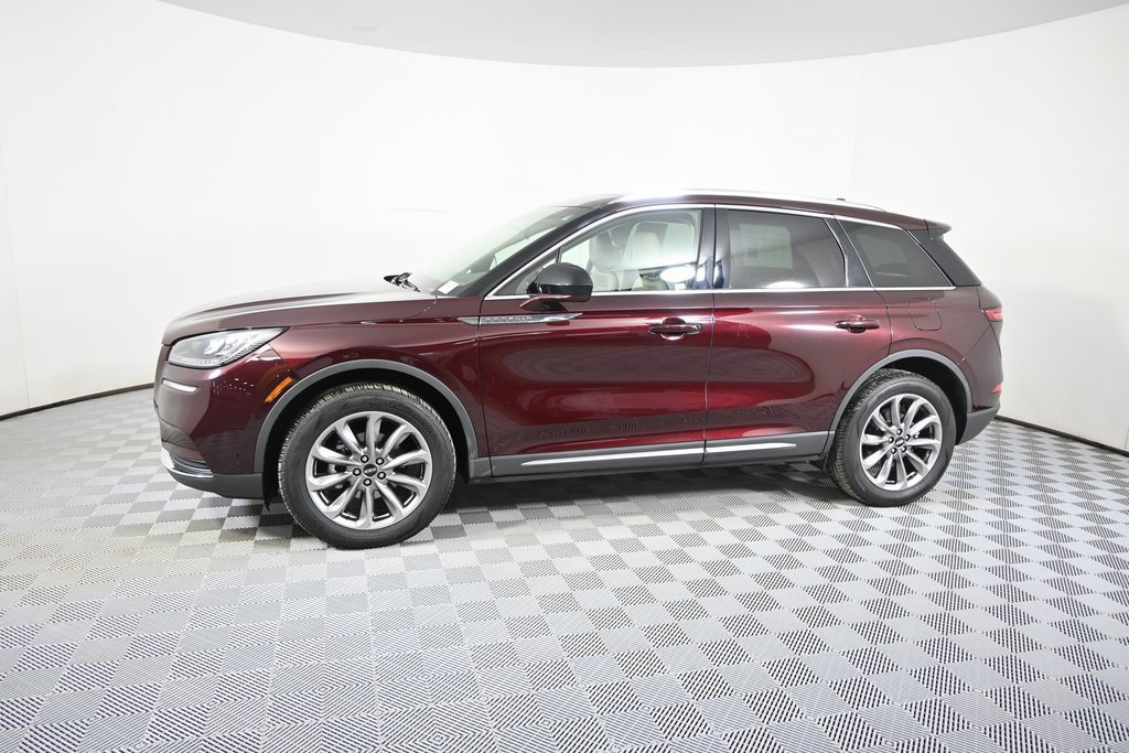 Used 2021 Lincoln Corsair AWD w/ Premium Package image 2