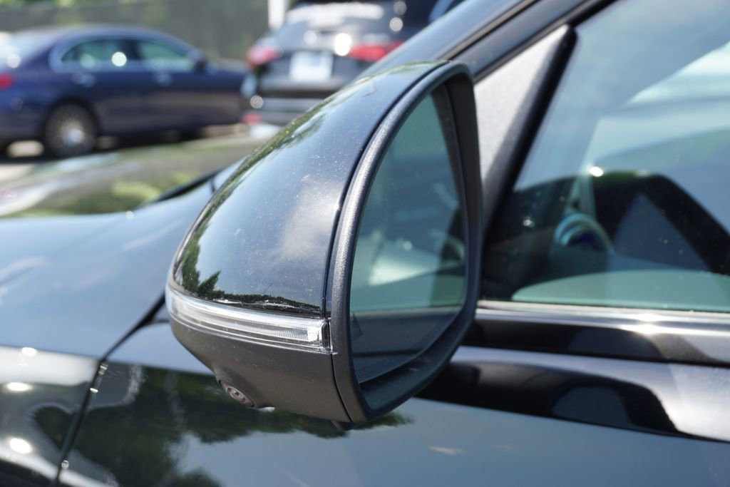 Certified 2025 Mercedes-Benz C 300 Sedan image 12