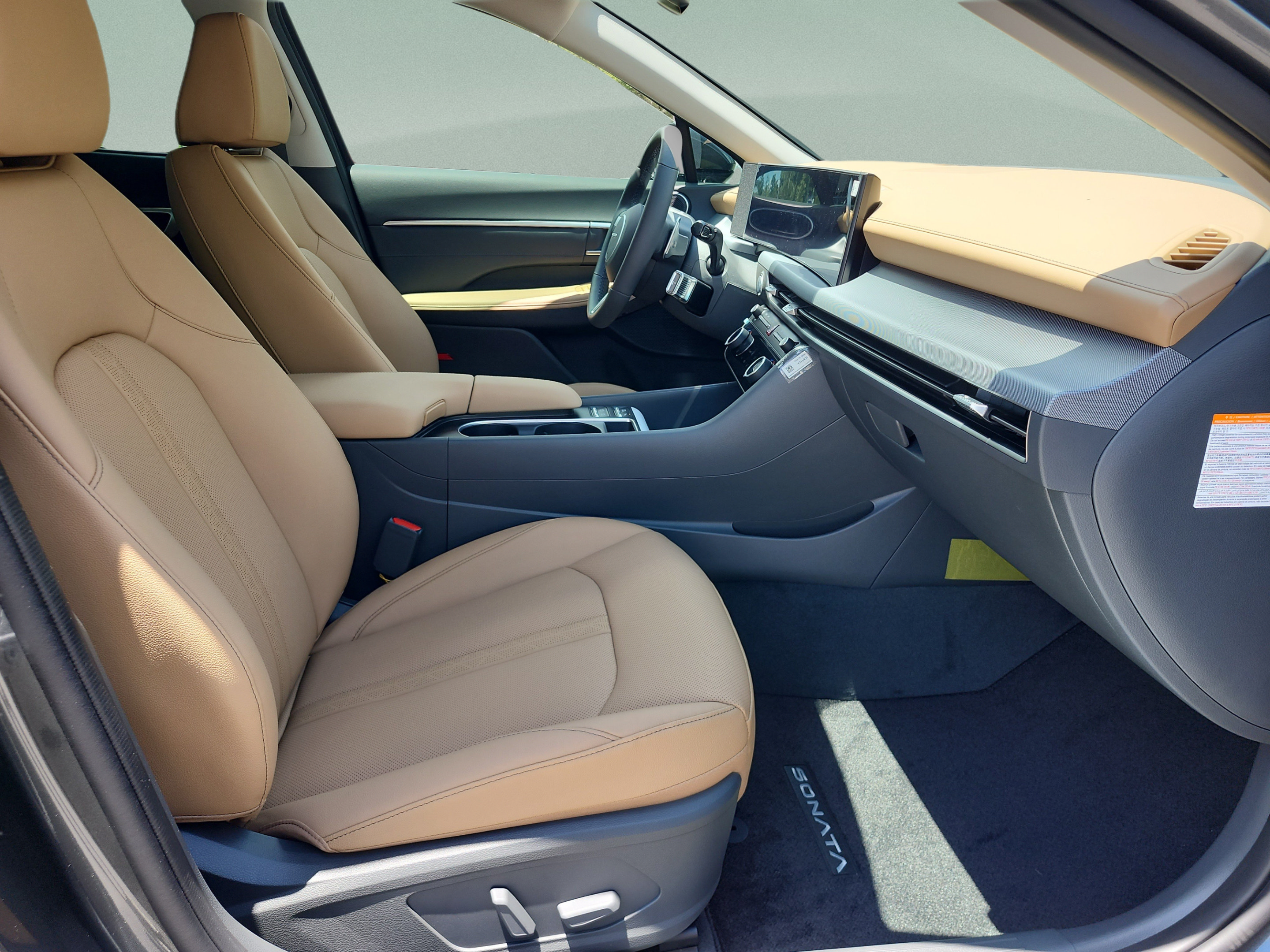 New 2026 Hyundai Sonata Limited FWD image 19