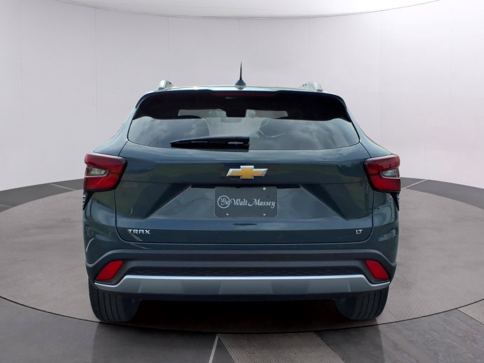 New 2026 Chevrolet Trax LT w/ LT Convenience Package FWD image 4