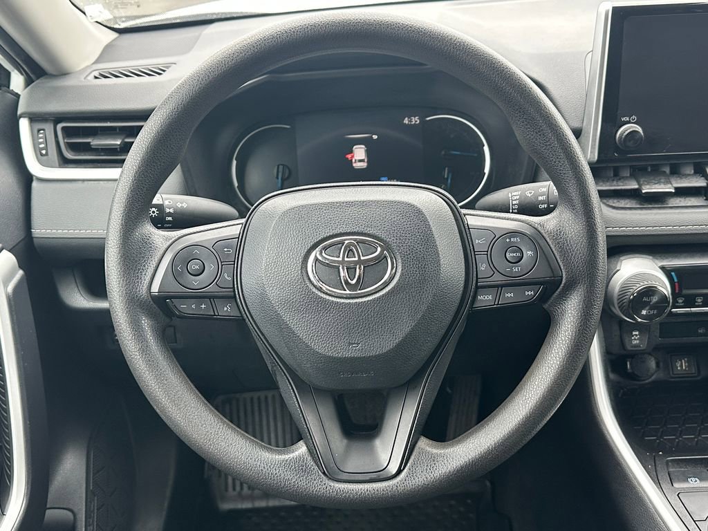 Certified 2024 Toyota RAV4 LE AWD/4WD image 19