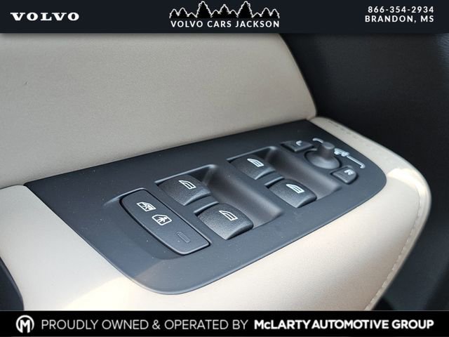 New 2026 Volvo XC60 B5 Plus w/ Protection Package Premier image 16
