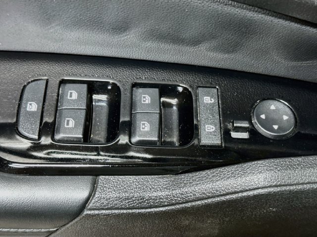 Used 2023 Kia Sportage EX AWD/4WD image 11