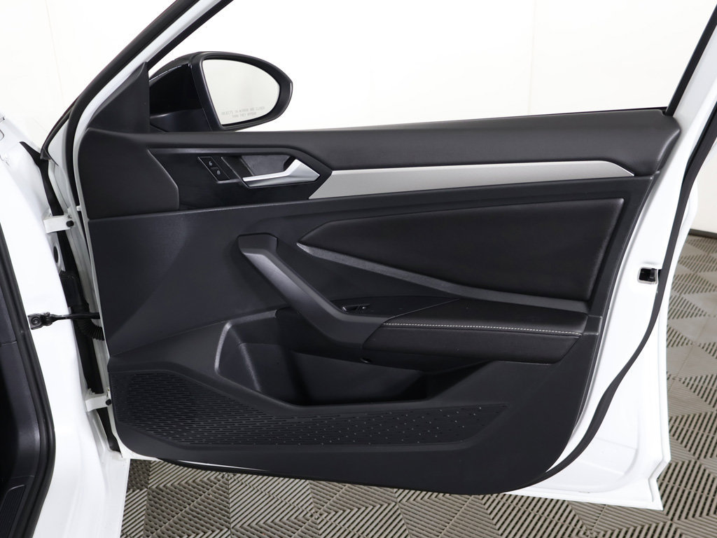 Used 2023 Volkswagen Jetta Sport FWD image 21
