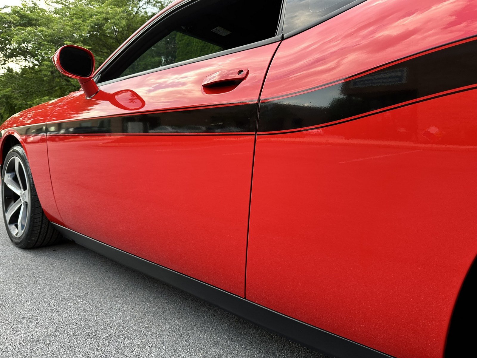 Used 2014 Dodge Challenger R/T w/ Electronics Convenience Group RWD image 72