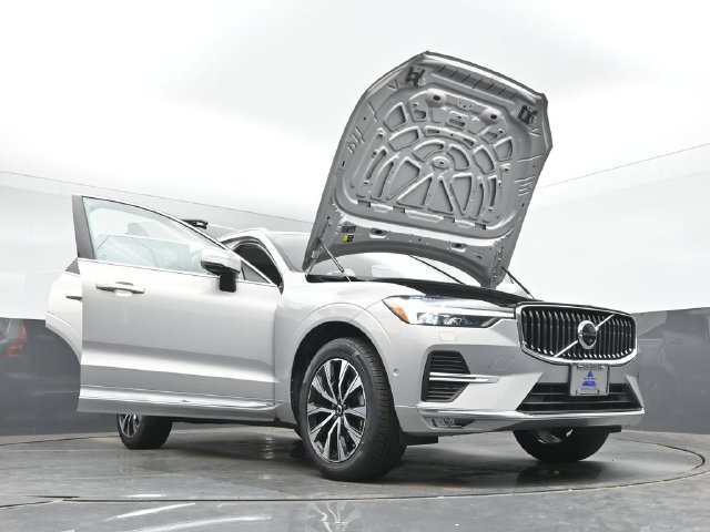 Used 2023 Volvo XC60 B5 Plus w/ Climate Package AWD/4WD image 53