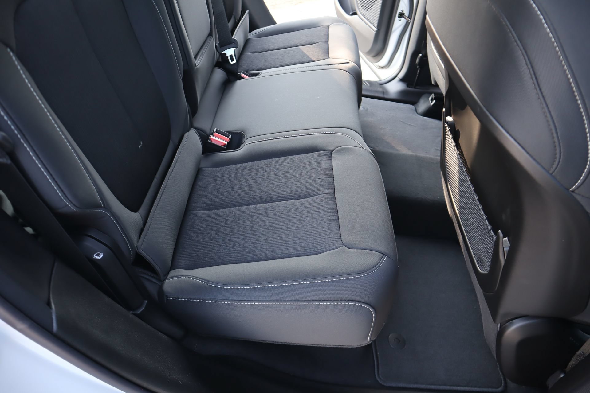 New 2026 Jeep Grand Cherokee Laredo AWD/4WD image 13