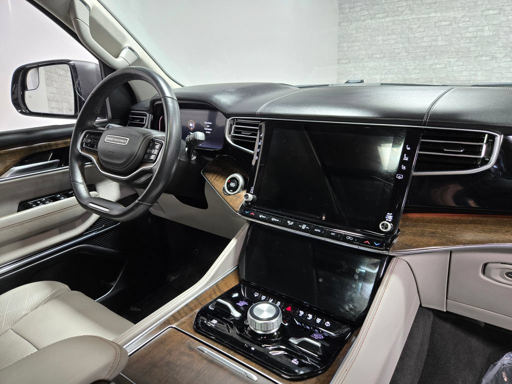 Used 2022 Jeep Grand Wagoneer Series II w/ Premium Group II AWD/4WD image 64