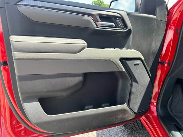 Used 2025 Chevrolet Silverado 1500 ZR2 AWD/4WD image 11