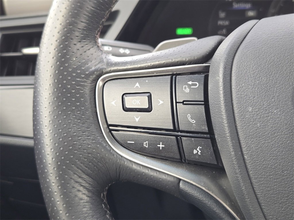 Used 2023 Lexus ES 300h F Sport image 29