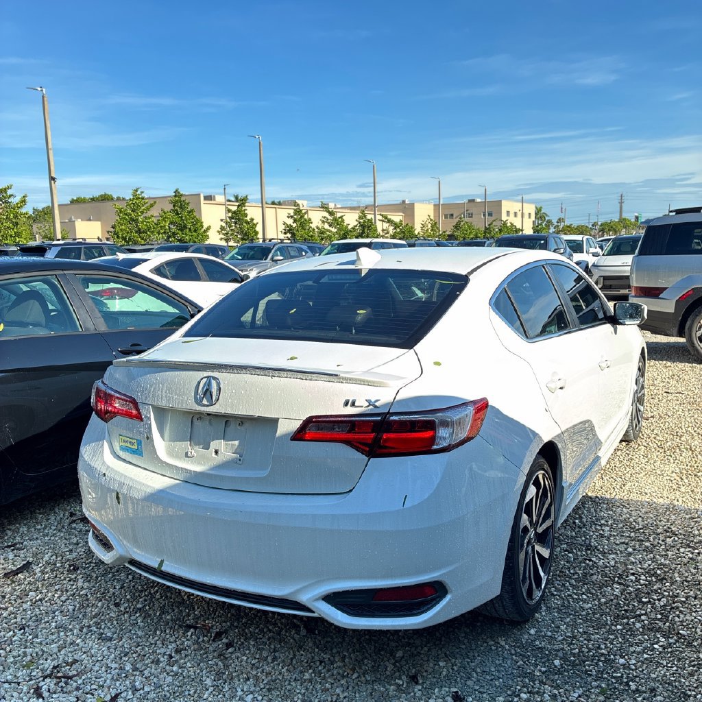Used 2017 Acura ILX w/ Premium & A-SPEC Package FWD image 5