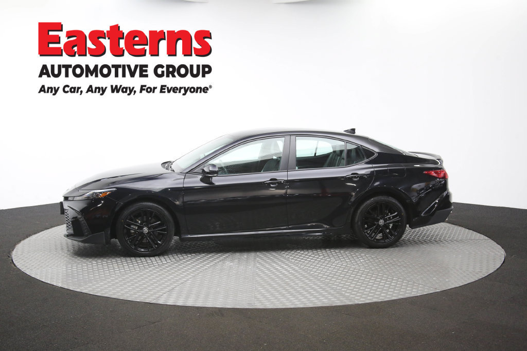 Used 2025 Toyota Camry SE FWD image 60