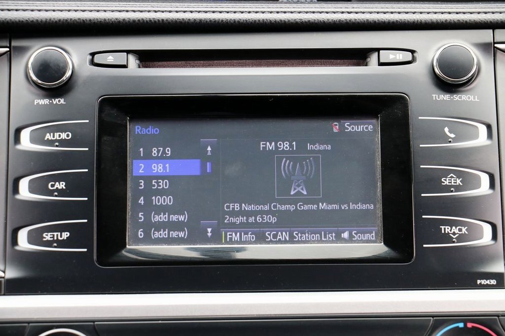 Used 2015 Toyota Highlander LE image 23