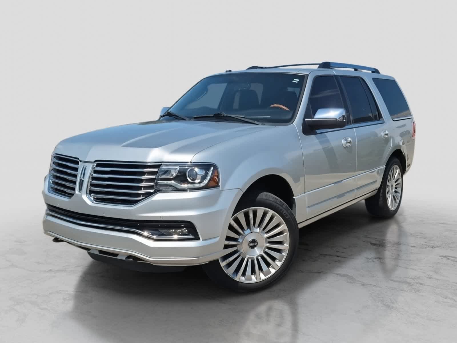 Used 2017 Lincoln Navigator Select