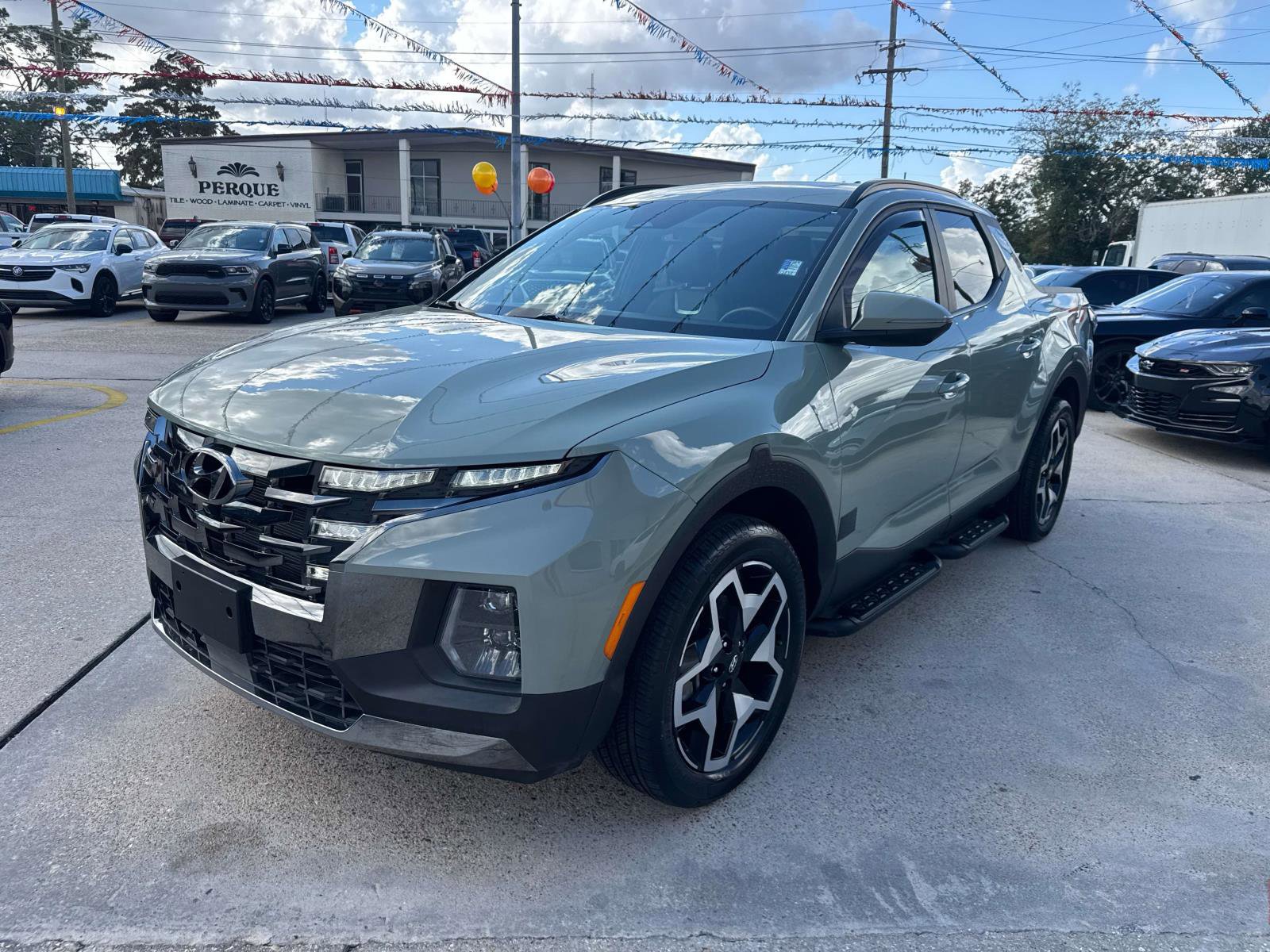 Used 2023 Hyundai Santa Cruz Limited image 3