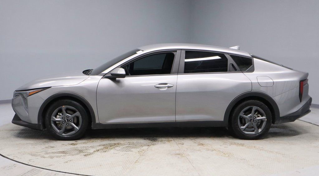 Used 2025 Kia K4 LXS image 7