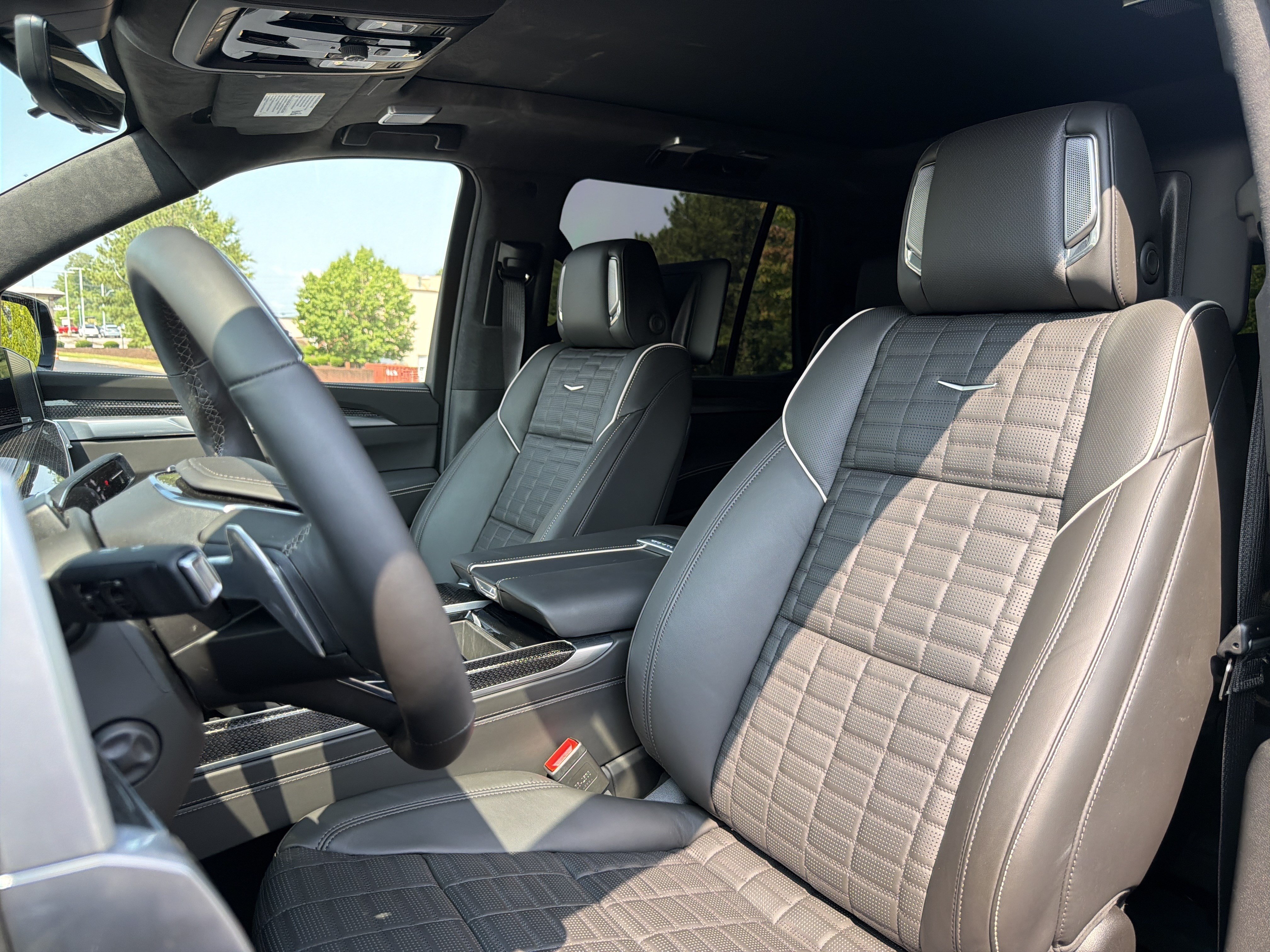 Used 2026 Cadillac Escalade V AWD/4WD image 71