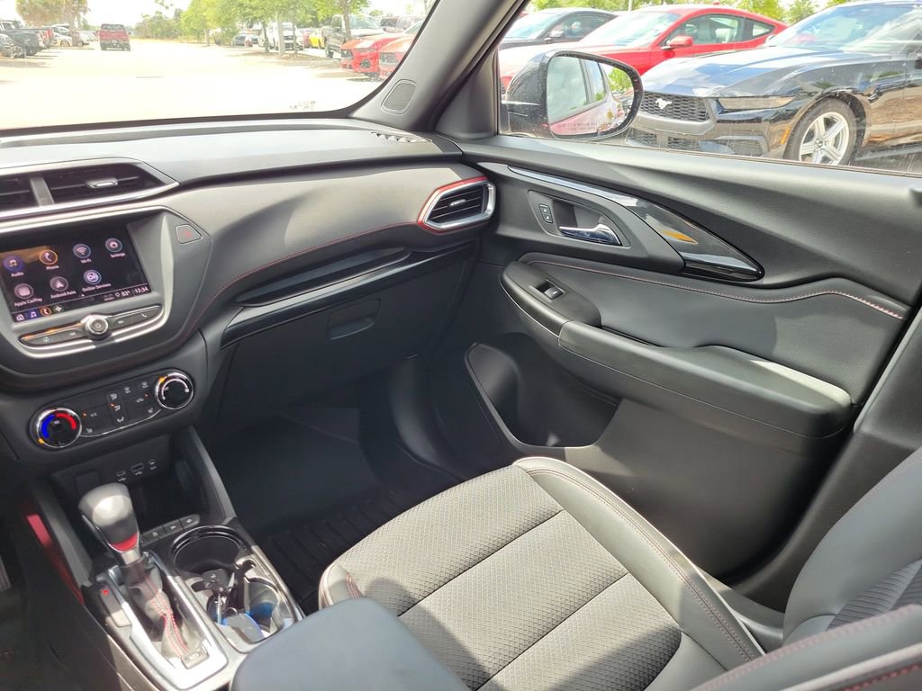 Used 2022 Chevrolet TrailBlazer RS image 14