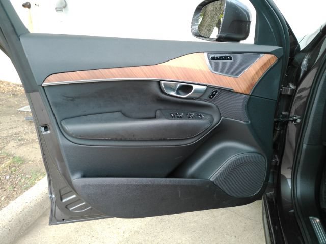 Used 2024 Volvo XC90 B6 Plus w/ Protection Package Premier AWD/4WD image 15