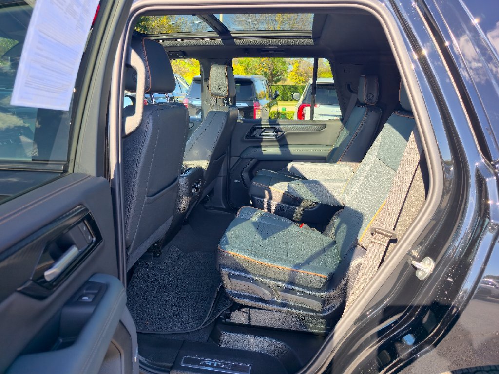 Certified 2025 GMC Yukon AT4 AWD/4WD image 25