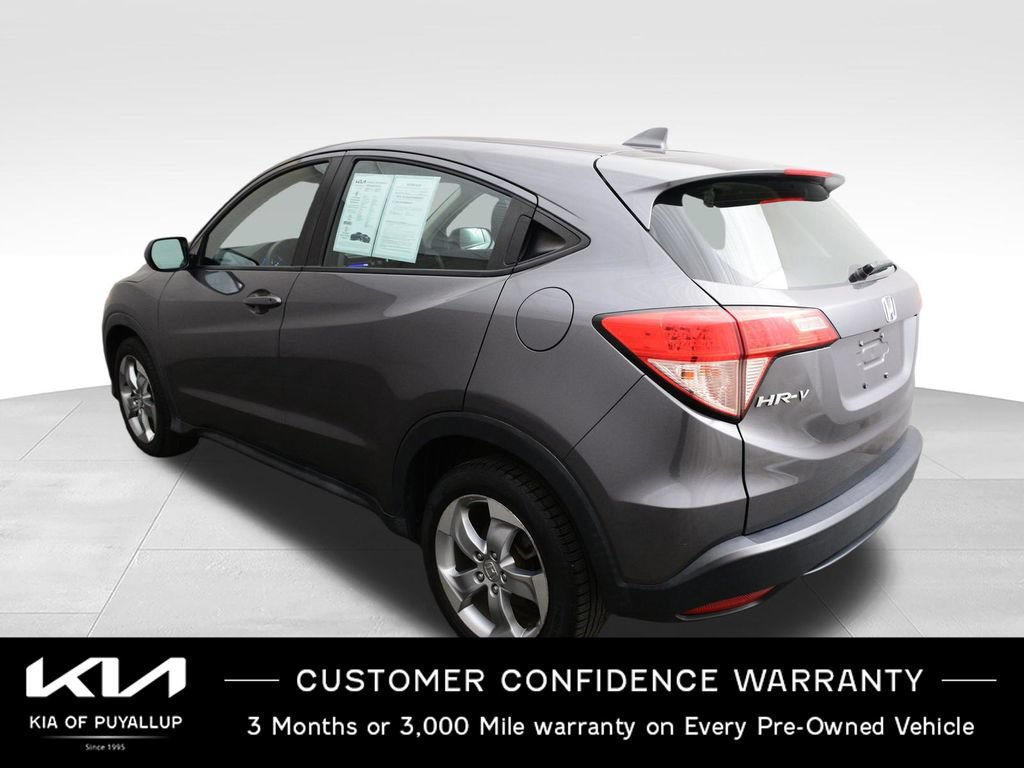 Used 2018 Honda HR-V LX image 7
