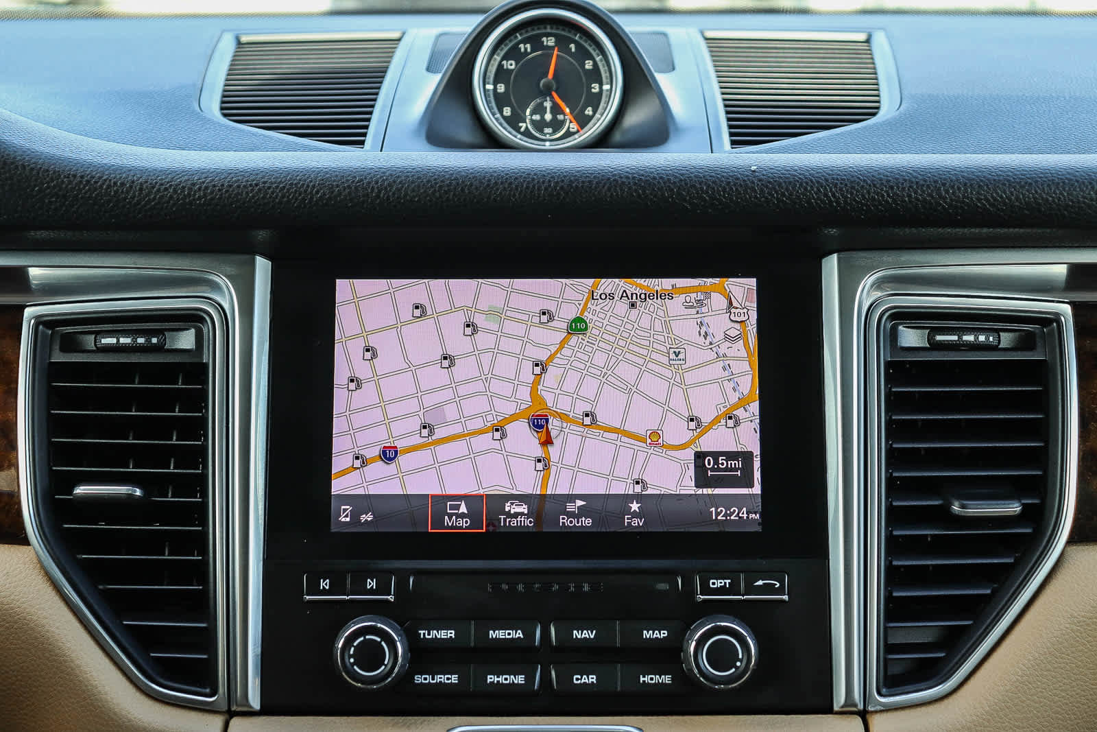 Used 2017 Porsche Macan S image 15