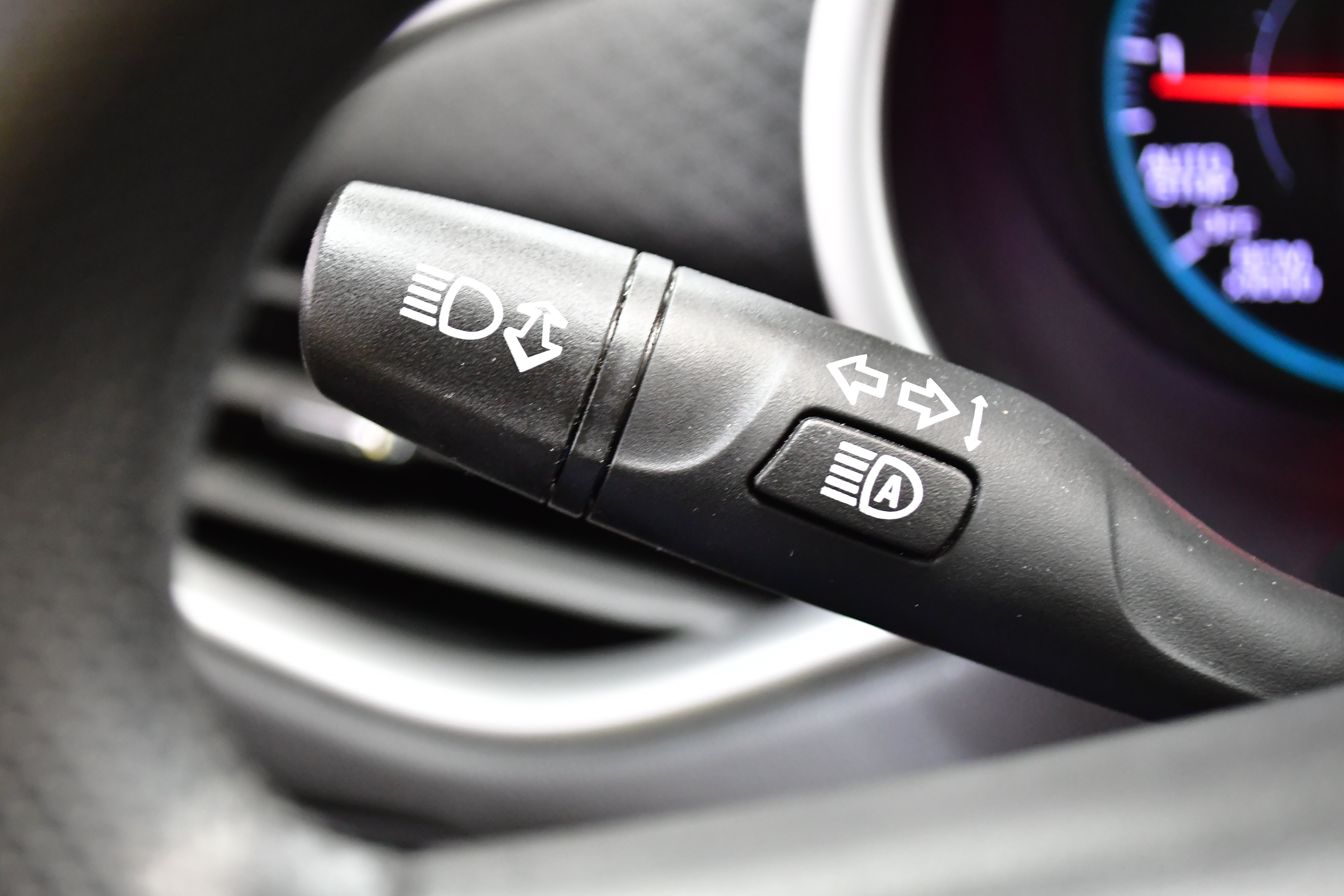 Used 2024 Chevrolet Malibu LT image 40