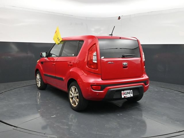 Used 2013 Kia Soul + FWD image 7