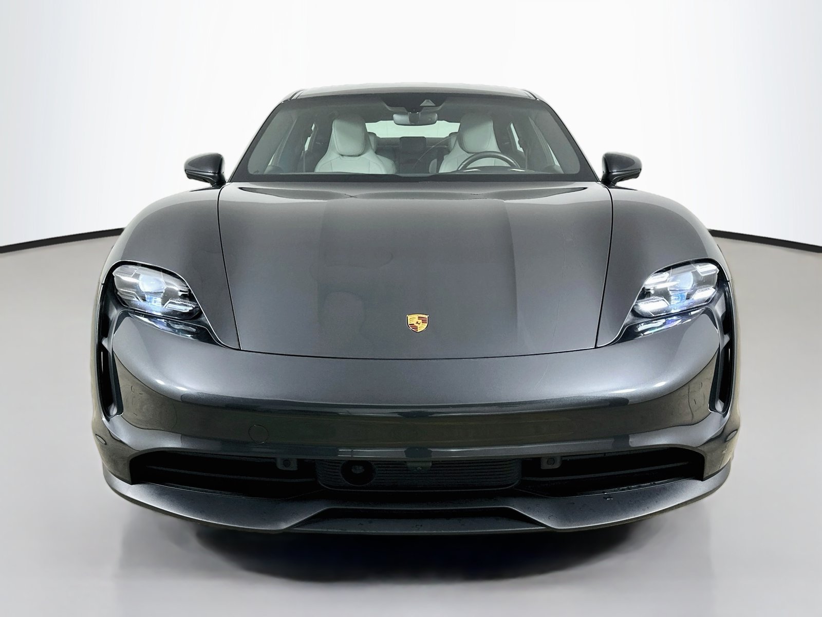Used 2021 Porsche Taycan 4S w/ Premium Package AWD/4WD image 2