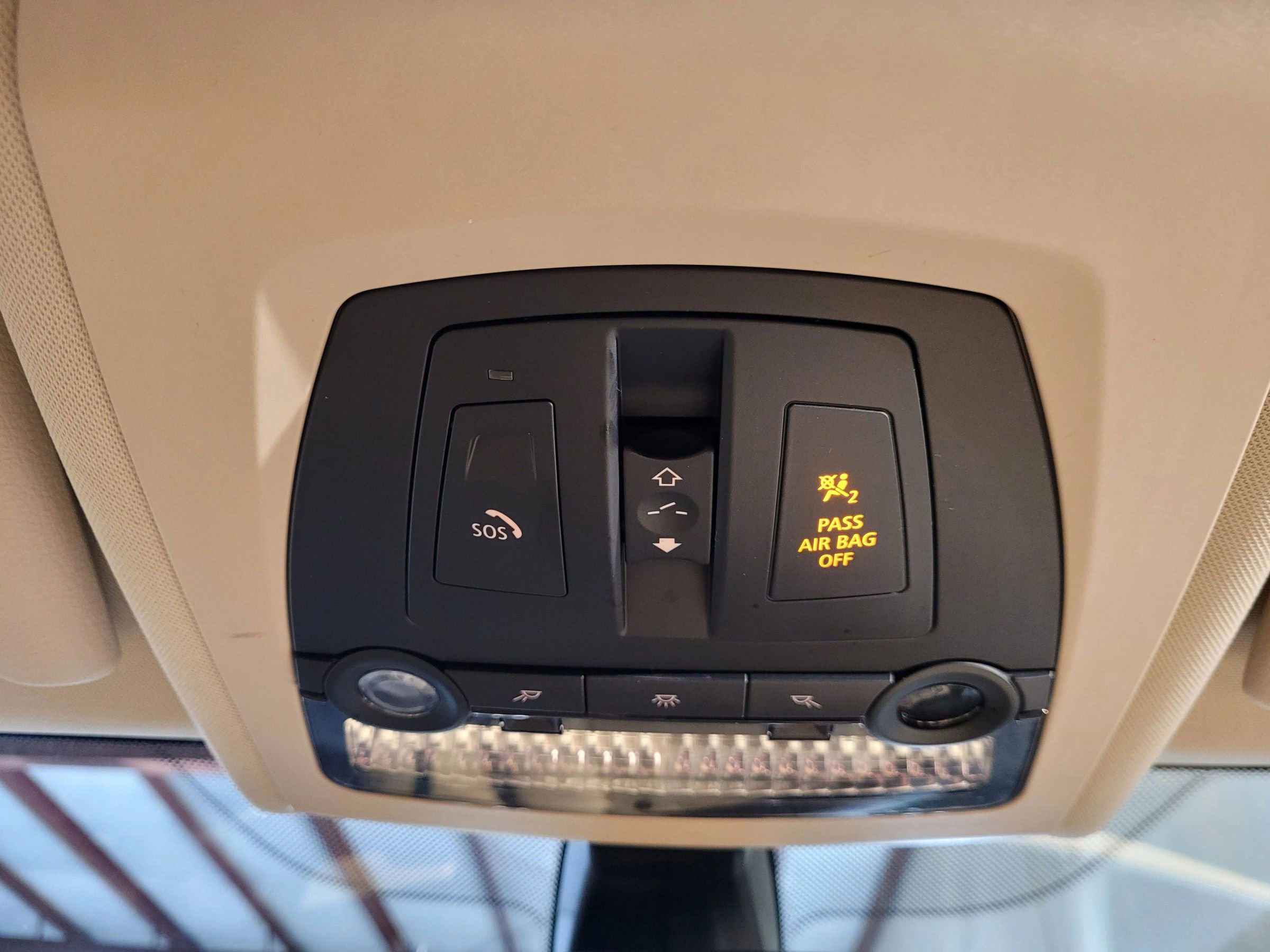 Used 2012 BMW 528i Sedan image 40