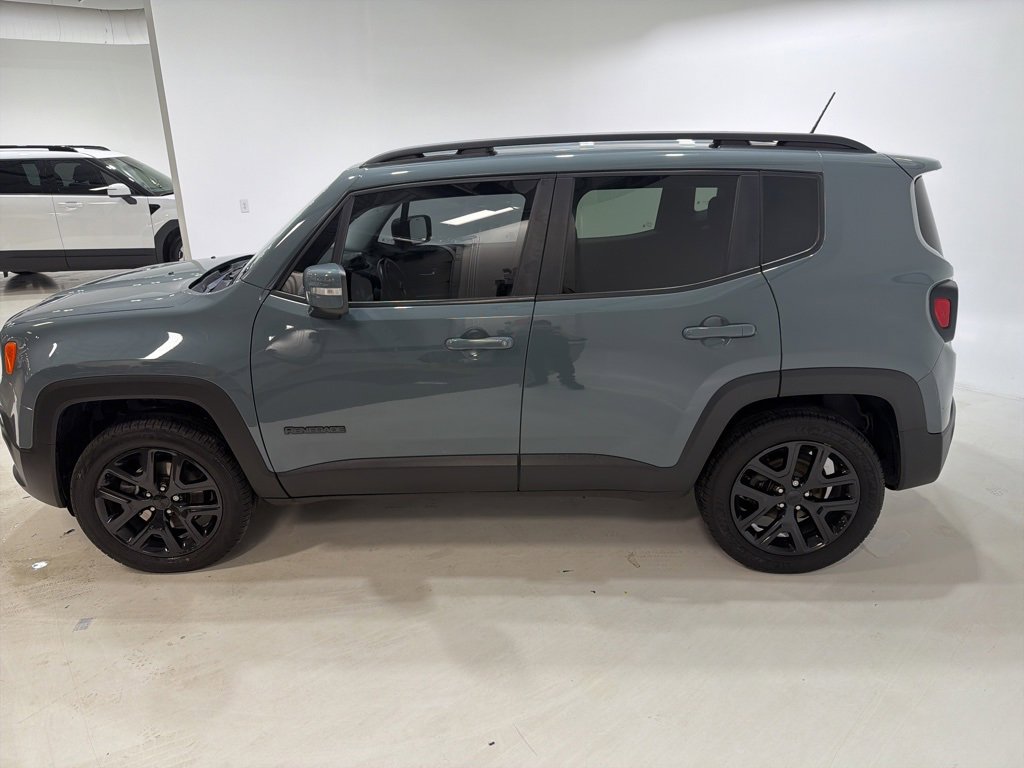 Used 2017 Jeep Renegade Altitude image 6