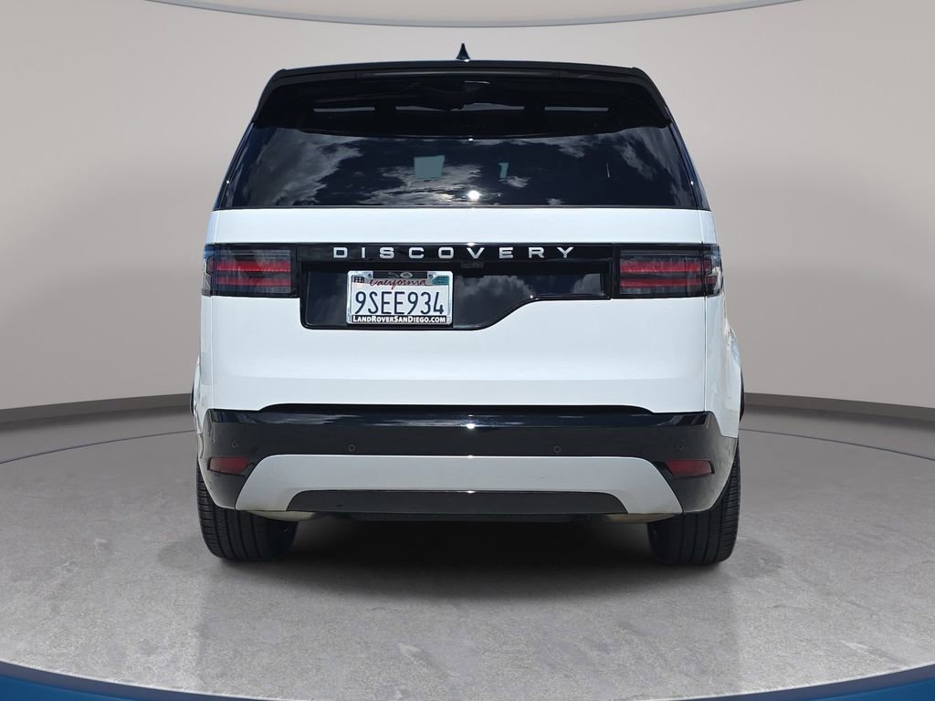 Certified 2025 Land Rover Discovery Metropolitan Edition AWD/4WD image 6