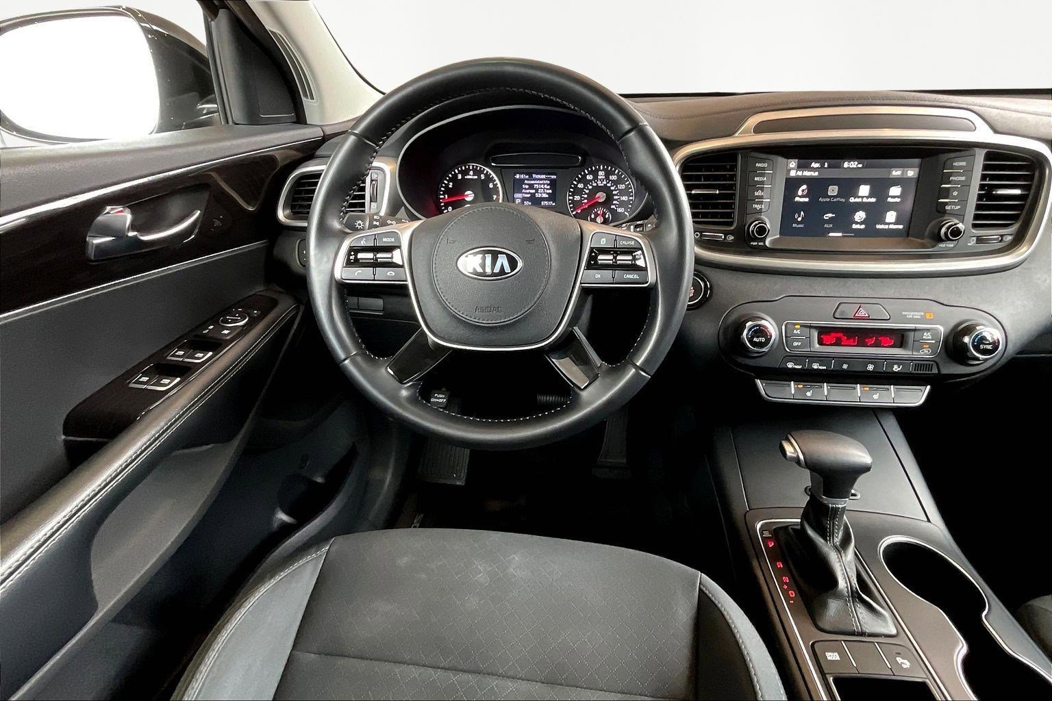 Used 2020 Kia Sorento S image 8