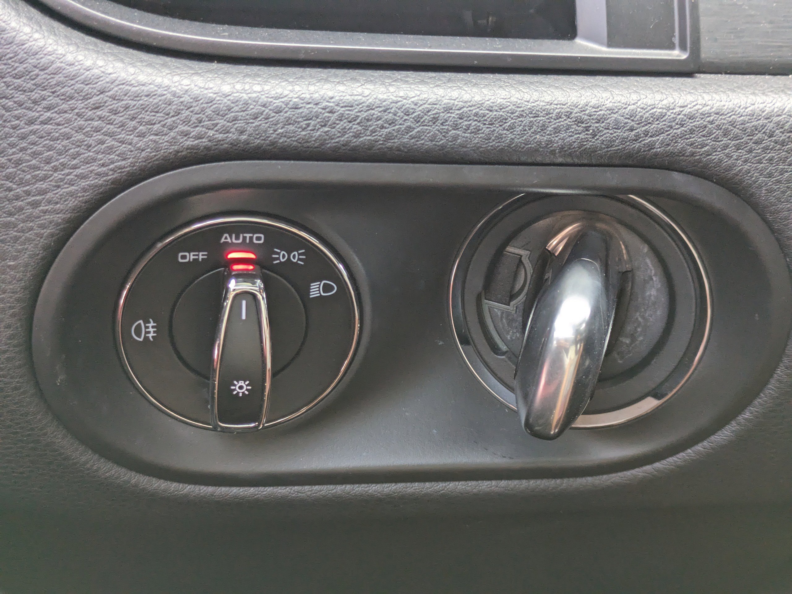 Used 2022 Porsche Macan GTS image 30