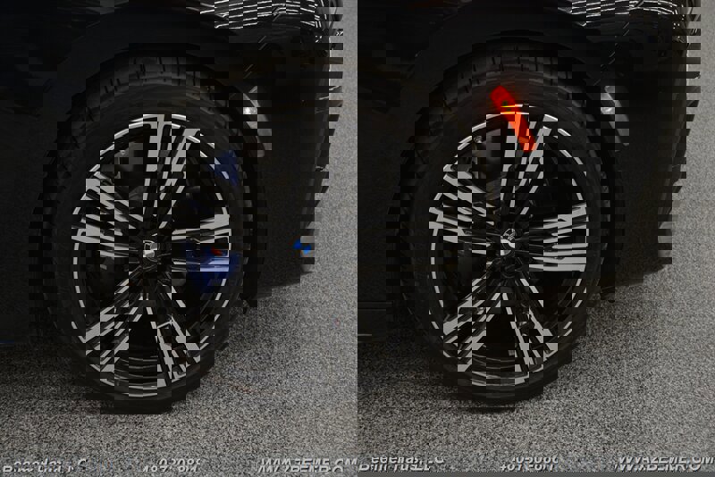 Used 2024 BMW i7 M70 w/ Executive Package image 42