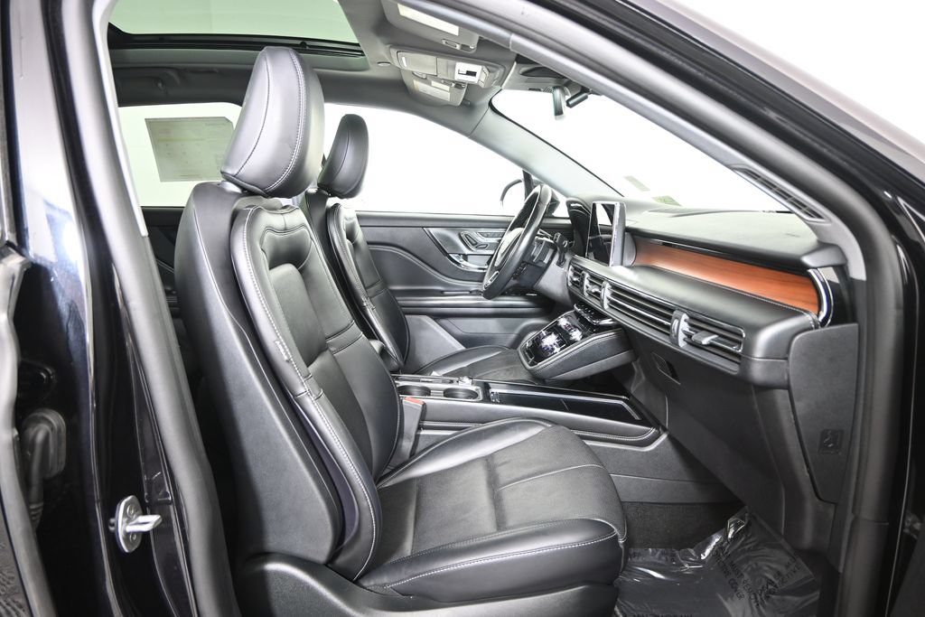 Used 2022 Lincoln Corsair Reserve AWD/4WD image 13