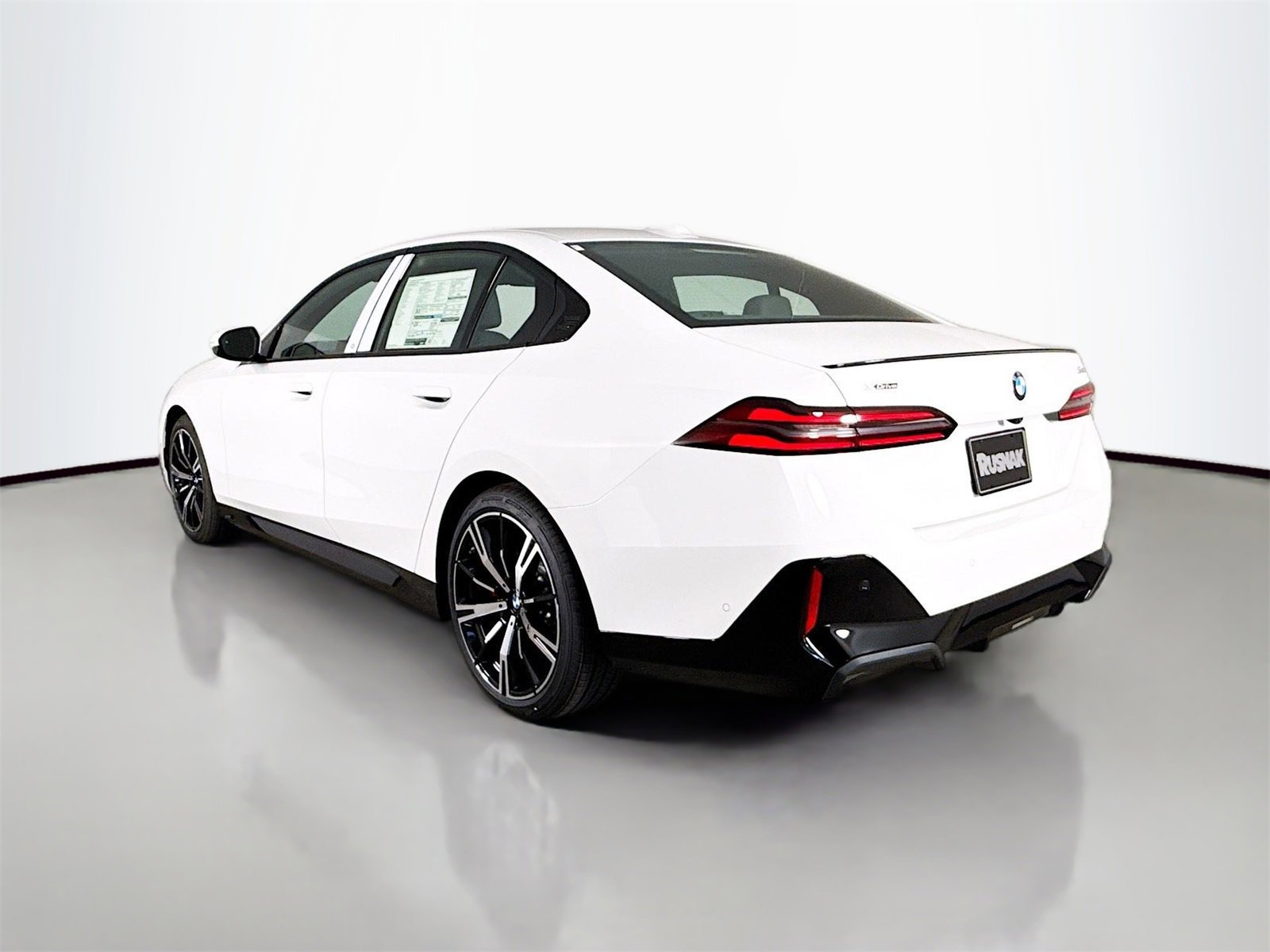 New 2026 BMW 540i xDrive w/ M Sport Package image 5