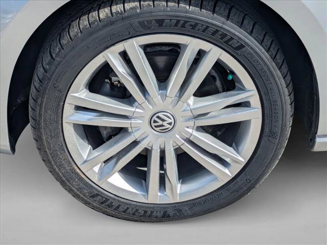 Used 2015 Volkswagen Golf TDI SE w/ Lighting Package FWD image 24