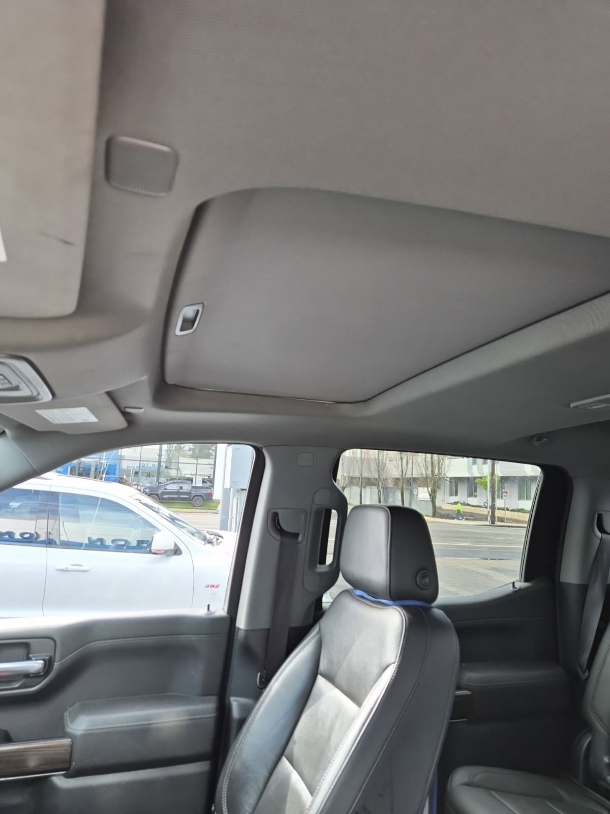 Used 2020 Chevrolet Silverado 1500 LT Trail Boss image 17